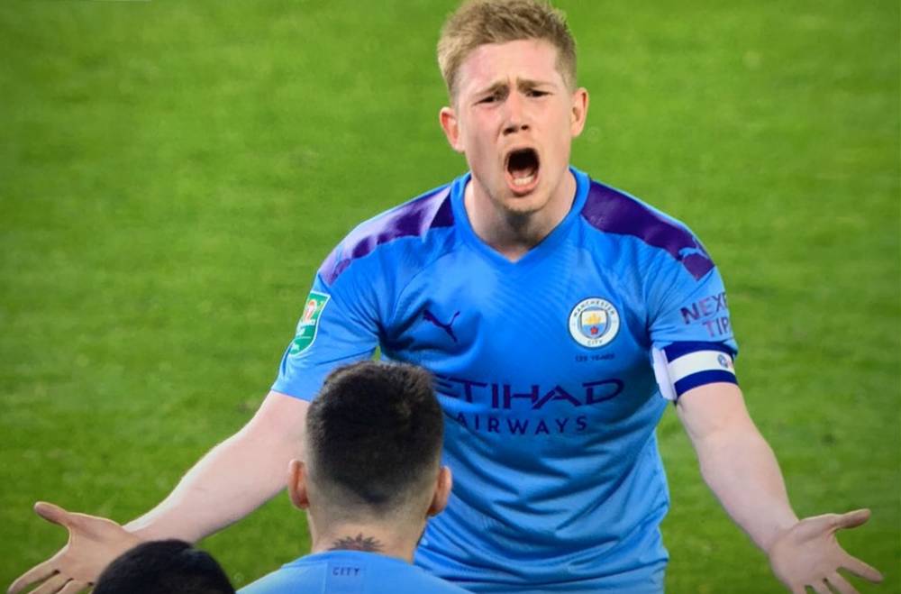 孔萨：凯恩给球队设立标准，那自然而然会激励我们