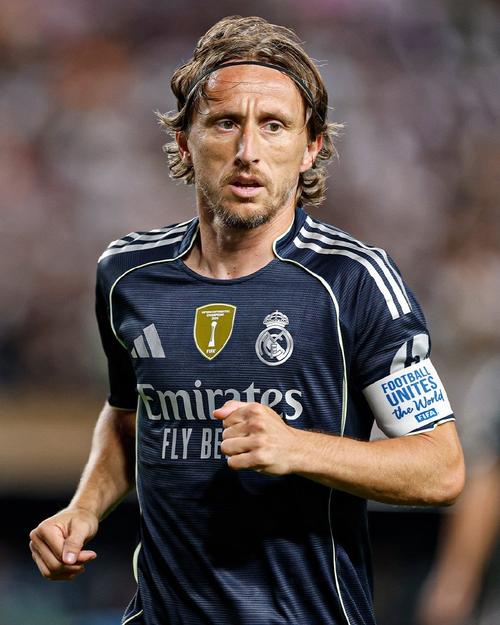 法布里齐奥·罗马诺透露，曼联与JJ·加布里埃尔的处境比最初预想的还要糟糕。