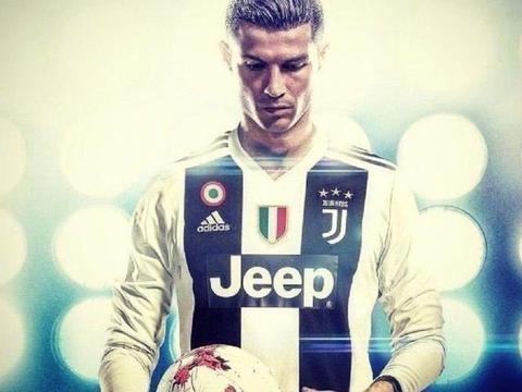 里贝里儿子赛义夫身穿阿尔及利亚球衣自拍，引起热议